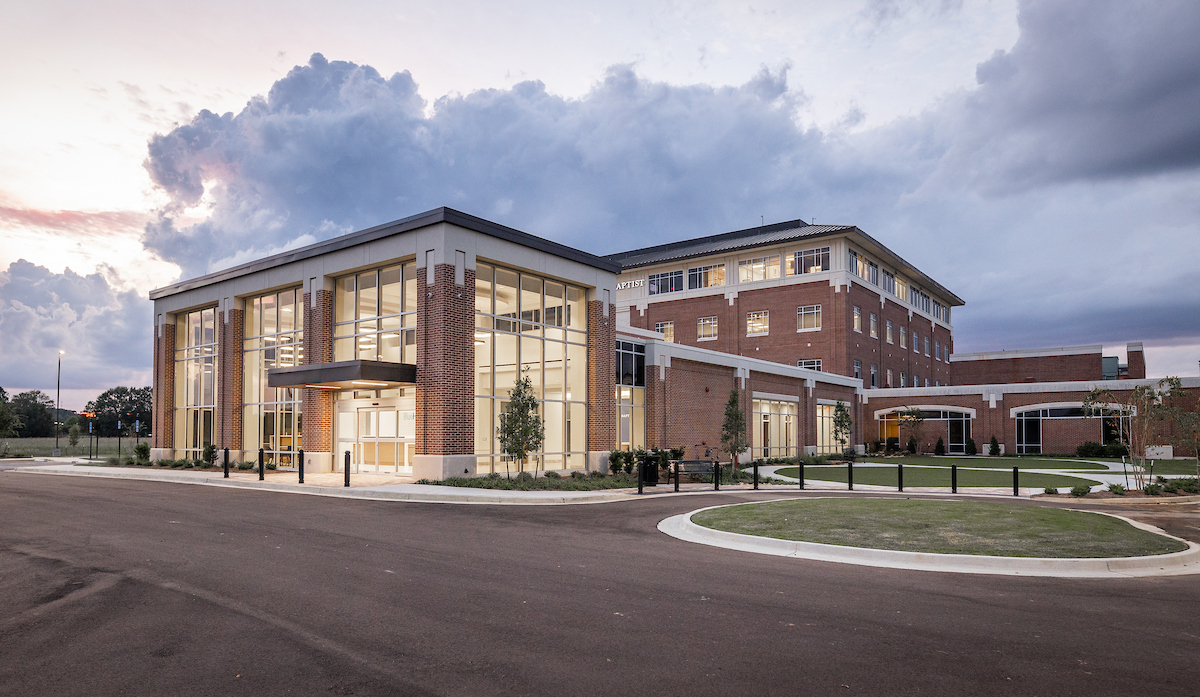 BlueHealth Primary Care Clinic - Dean Architecture